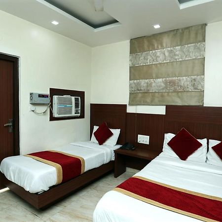 Hotel Toto International Dx New Delhi Luaran gambar