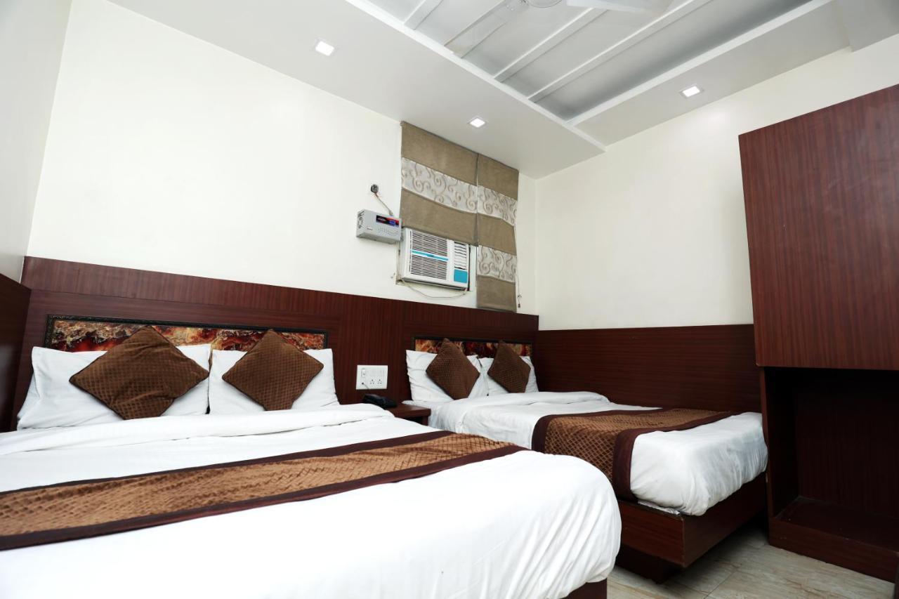 Hotel Toto International Dx New Delhi Luaran gambar