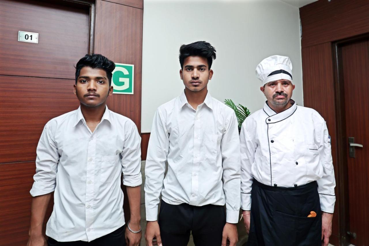 Hotel Toto International Dx New Delhi Luaran gambar