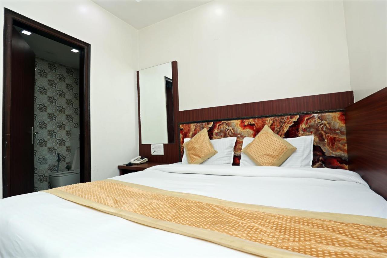 Hotel Toto International Dx New Delhi Luaran gambar