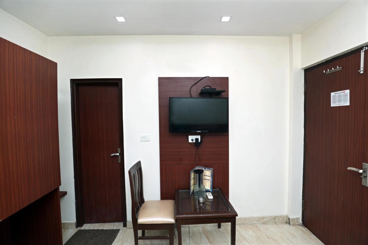 Hotel Toto International Dx New Delhi Luaran gambar